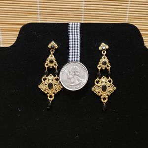 1928 Black & Gold Earrings.
